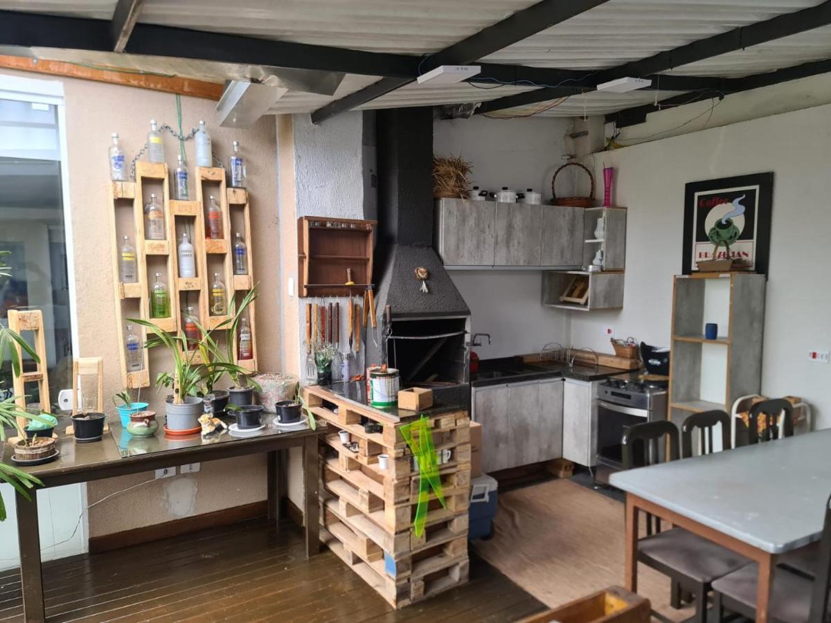 Hostel Ajbj Turismo Куритиба Экстерьер фото
